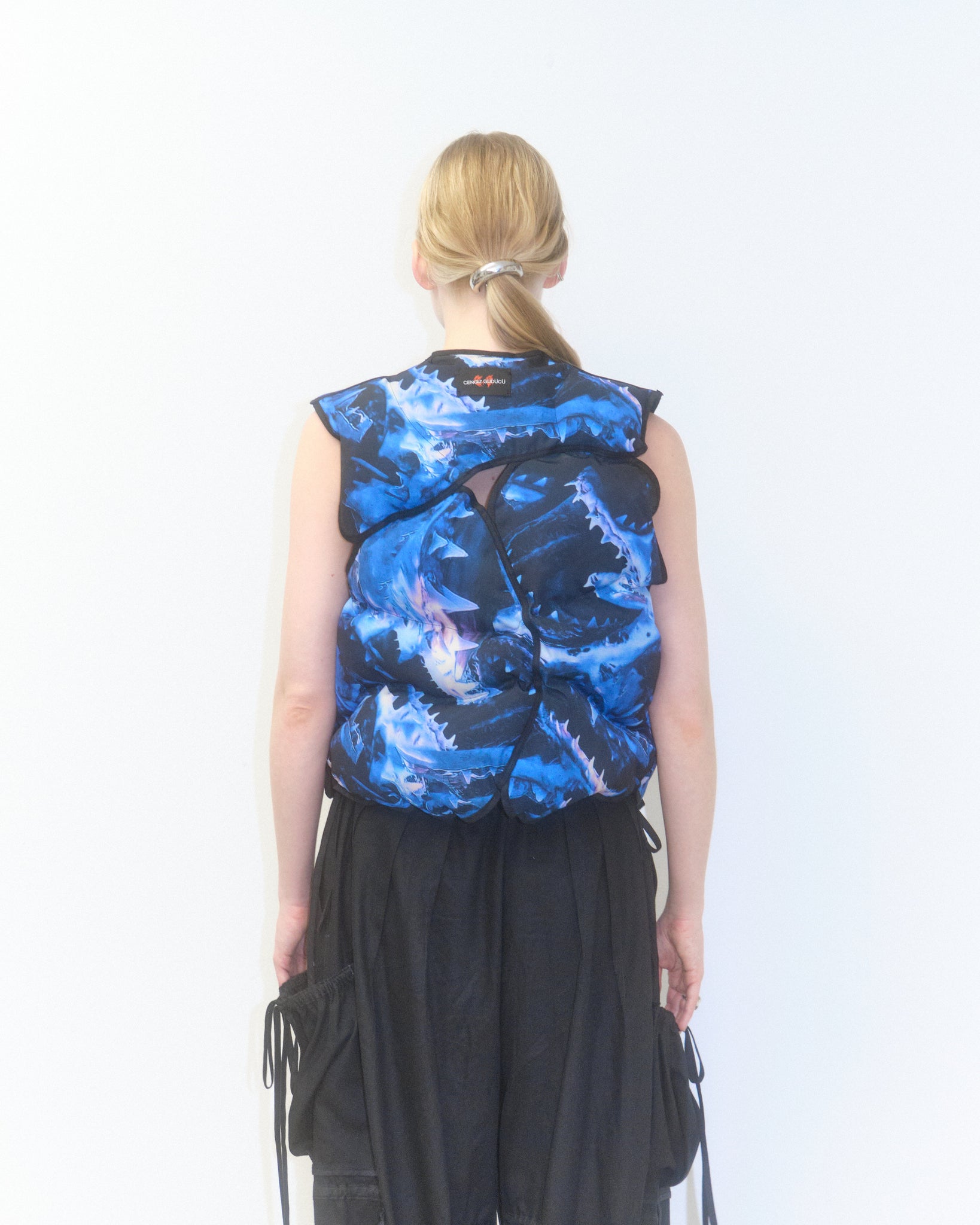 Puff "Shark Bite" Vest